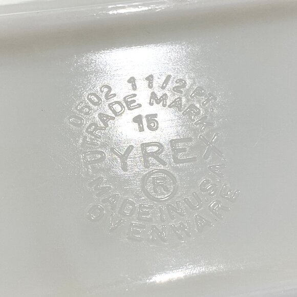 Pyrex Vintage Butterprint Refrigerator Dishes With Lids Complete Set - Picture 11 of 12